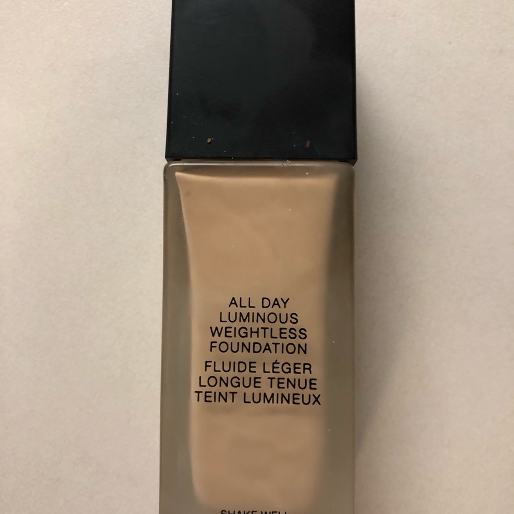 Nars all day luminous Mont Blanc - Picture 3 of 3